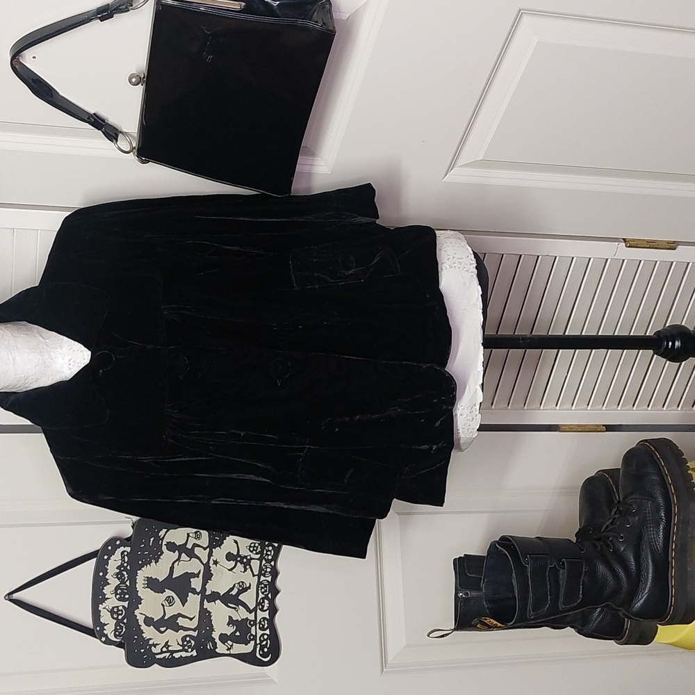 Cambridge Dry Goods Black Velvet Jacket Large - Picture 13 of 13